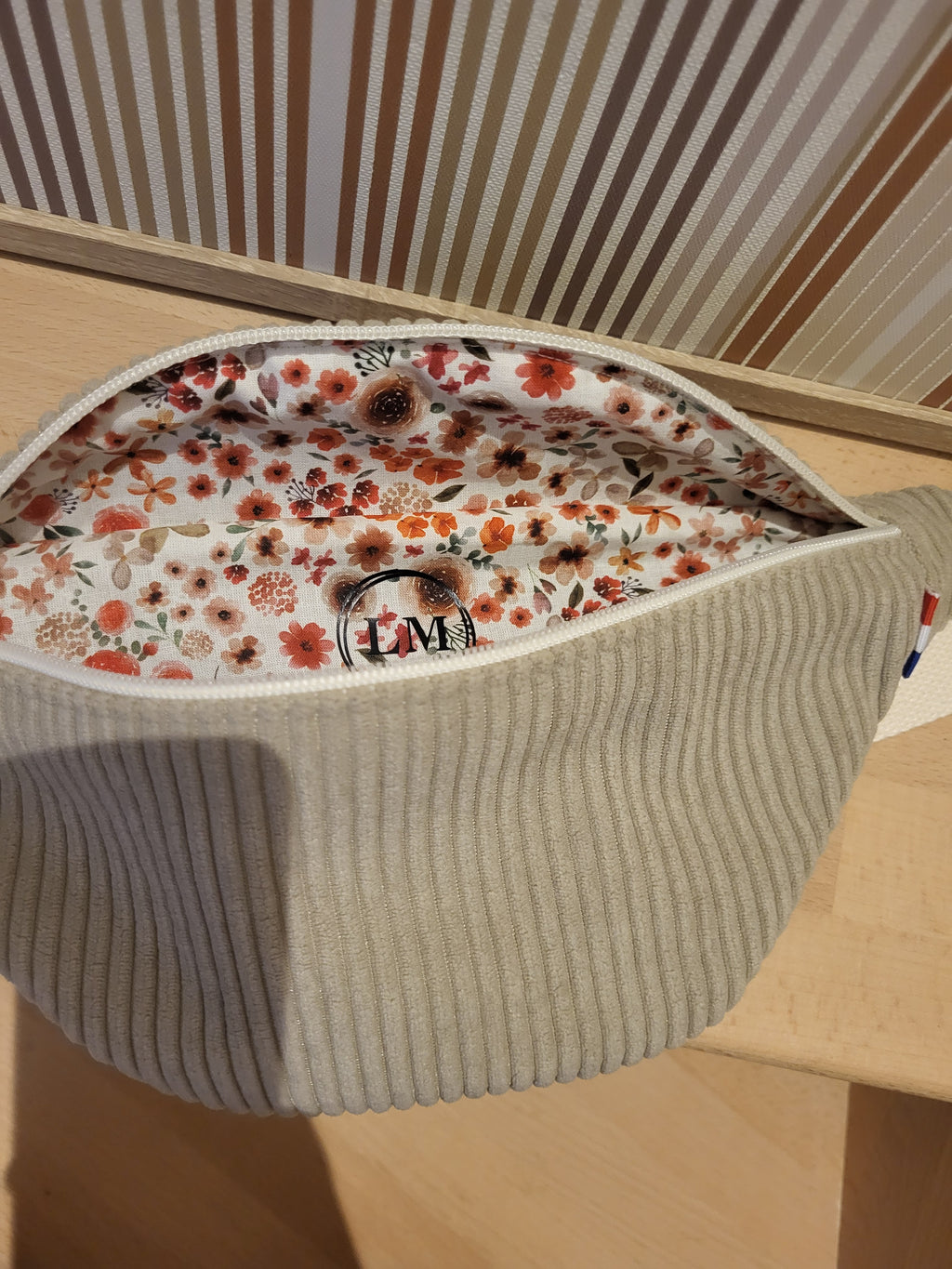 Banane - gris souris